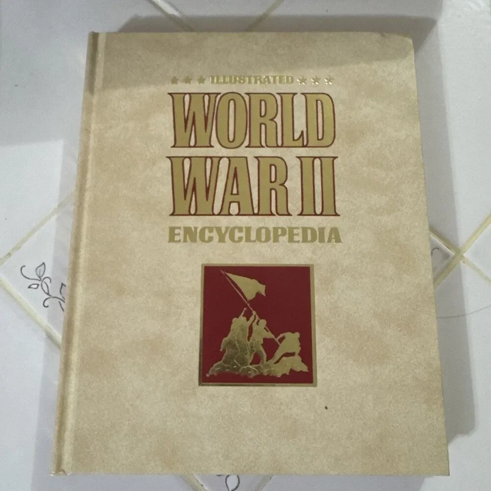 World War II Encyclopedia , Volume 1, By H.S.Stuttman, 1978 Illustrated